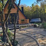 Woodland Paradise Charming Wooden In Stone *