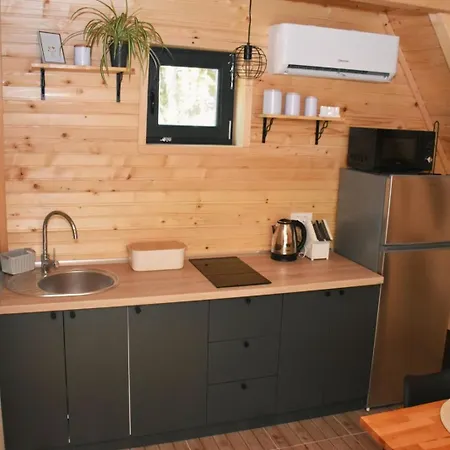 Woodland Paradise Charming Wooden In Stone *