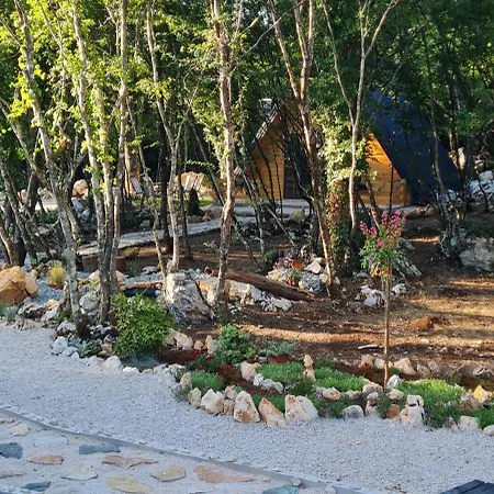 Holiday home Woodland Paradise Charming Wooden In Stone *
